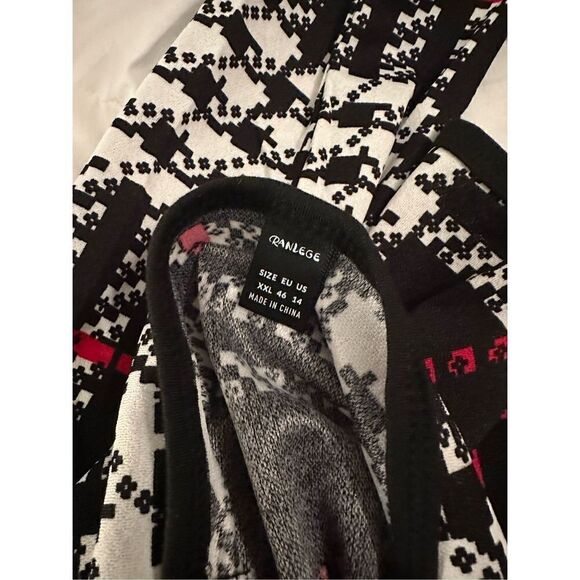 Two piece plaid open front jacket, casual contrast, trim. Pull on skirt with str - Picture 5 of 16